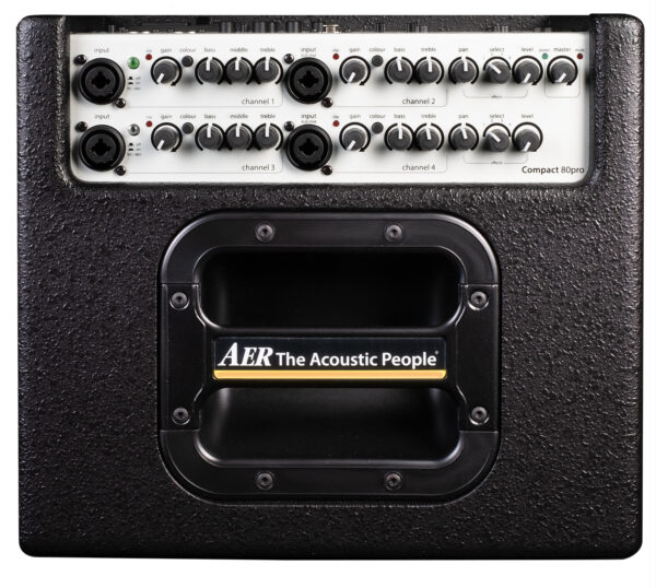 AER Compact 80 Pro -vahvistimen kontrollit.