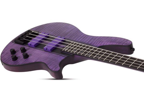 Schecter C-4 GT Satin Trans Purple -bassokitaran runko kulmasta.
